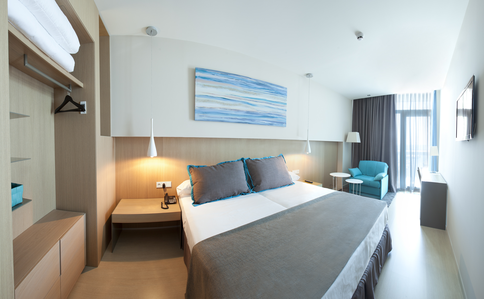 Aparthotel Atenea Vallés