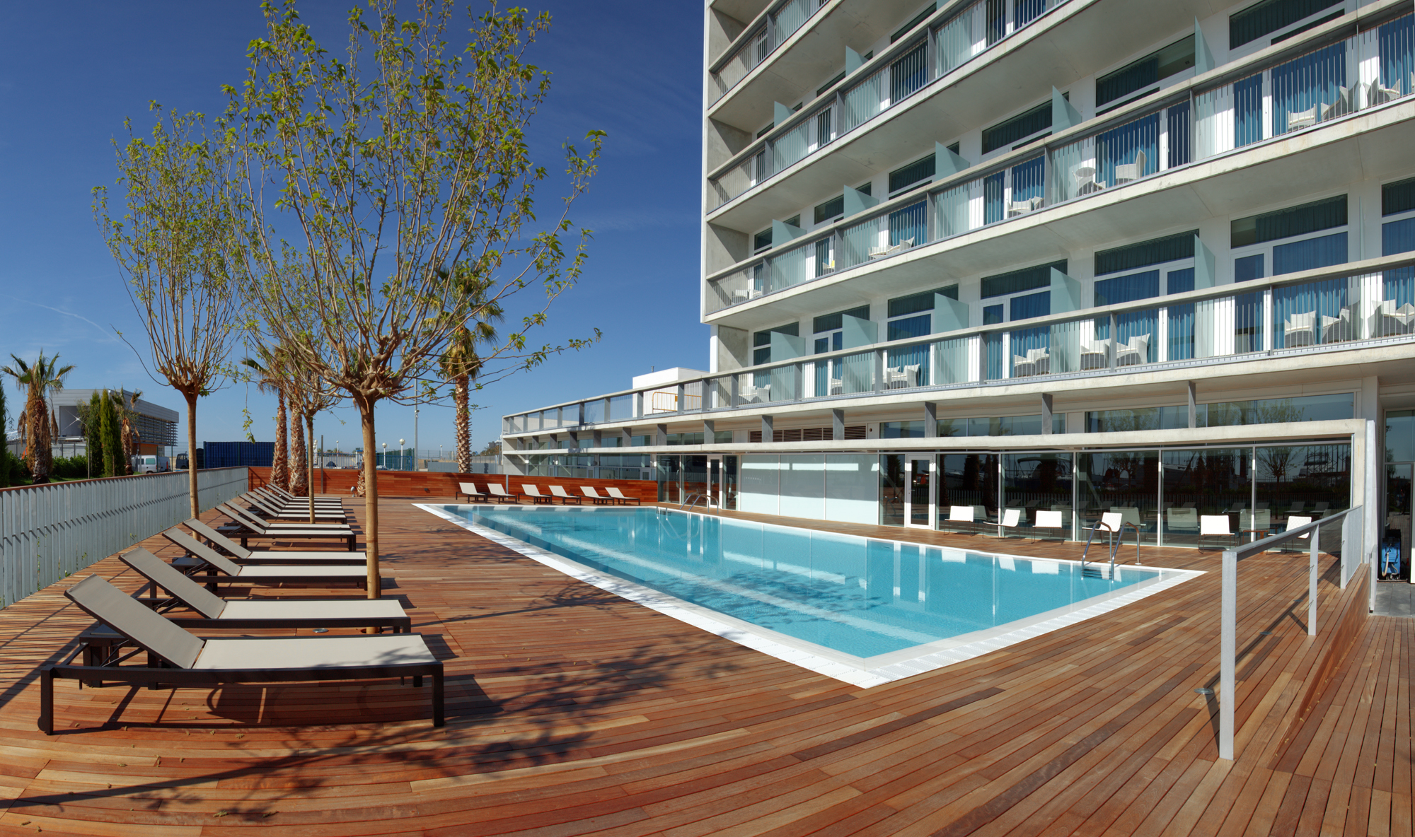 Aparthotel Atenea Vallés